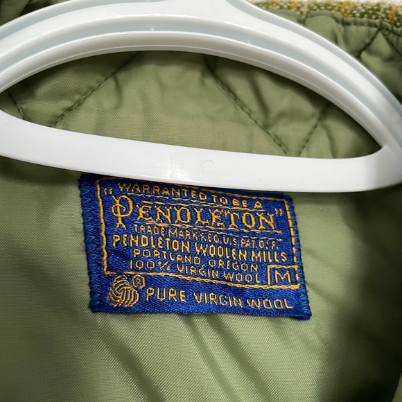 Vintage women’s Pendleton flannel - Picture 4 of 4